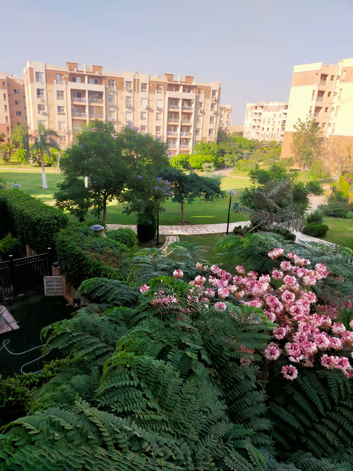  شقه للبيع كاش بمدينتي 96متر في الB7 تشطيب كامل سعر مميز