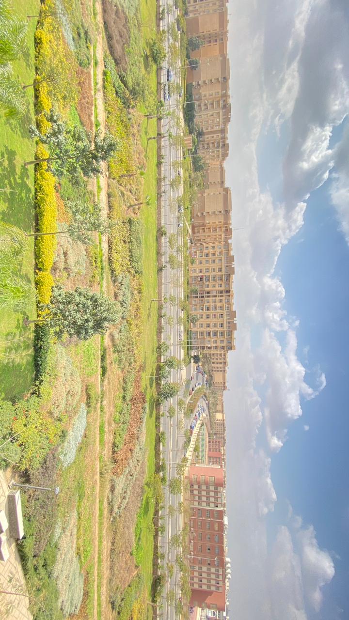 بمدينتى شقة 165 م2 بحرى للبيع كاش تطل على وايد جـــاردن