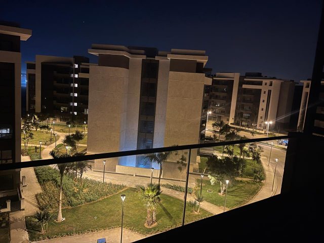 استوديو للبيع كاش بكمبوند بريفادو 63م فيو شارع