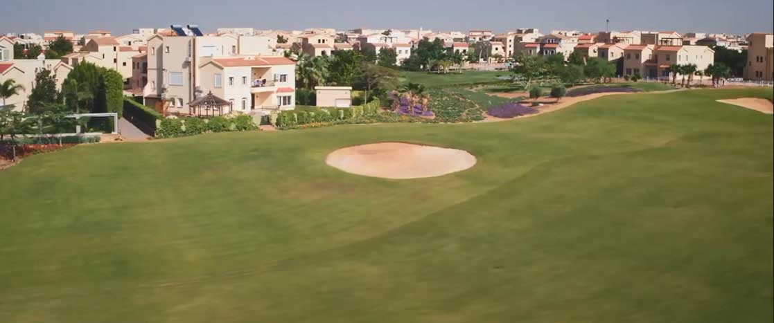 فيو الجولف مباشرة فيلا مستقلة 650م بVG2 دبل فيس ناصية ممر 