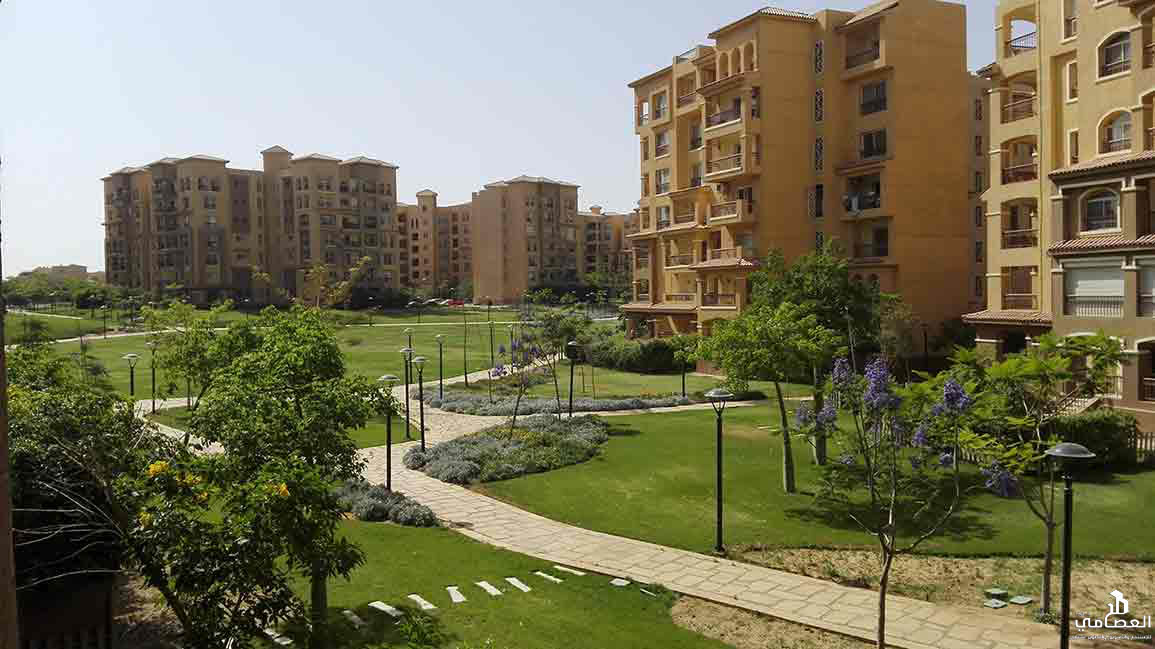 شقه للبيع كاش بمدينتي 111متر في الB2 جاردن  فيو