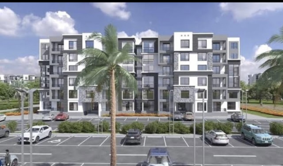 شقه للبيع بتقسيط علي 11 سنوات بمدينتي 136 متر في الB14