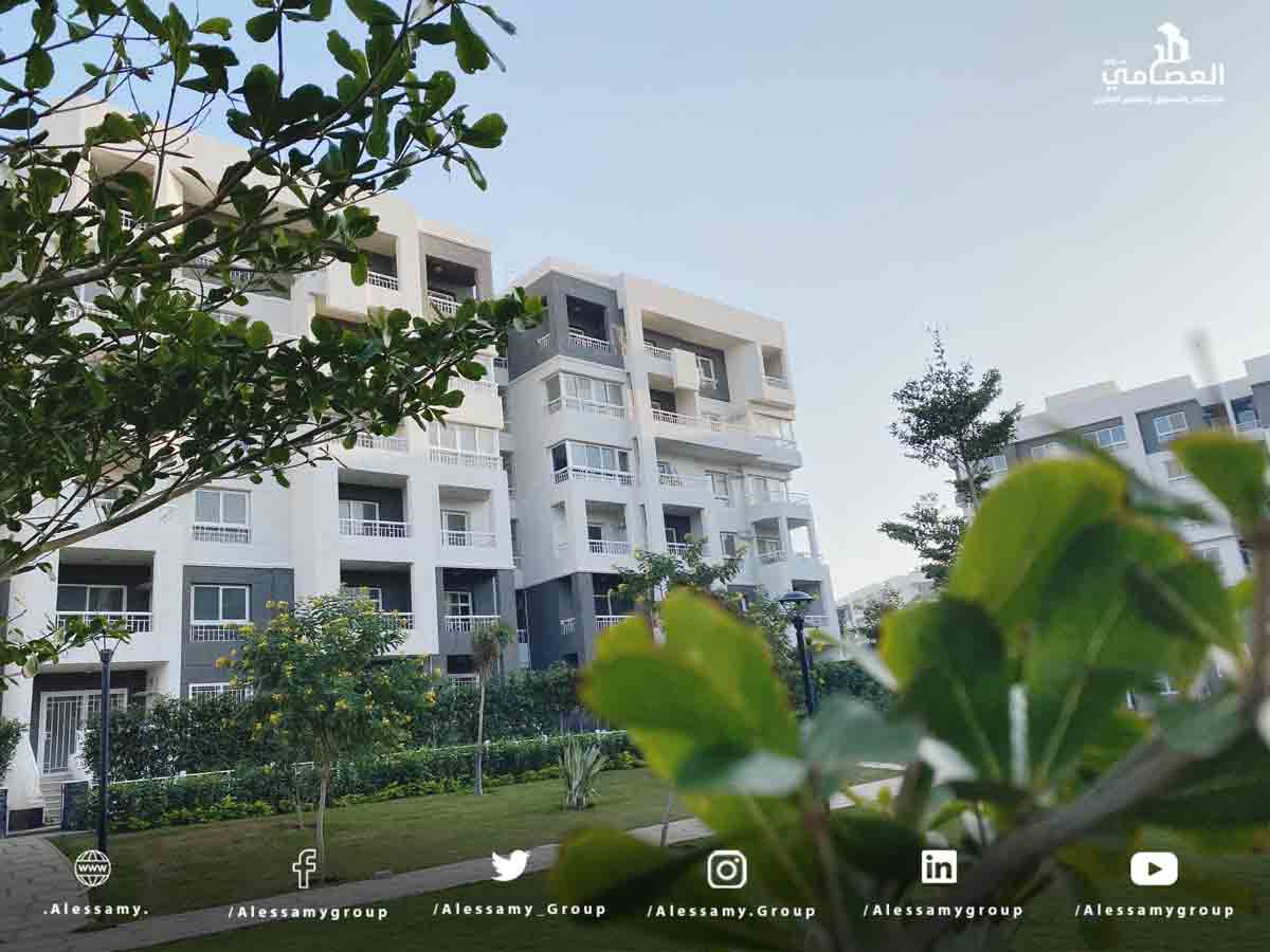 شقه  للبيع  كاش بمدينتي 136متر في الB10