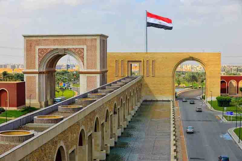 عيادة طبية للبيع بمدينتي باقل مقدم واطول فترة سداد موقع مميز