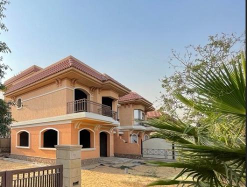 للبيع بمدينتى فيلا i كلاسيك ارض 233م فيو جاردن بدون تشطيب