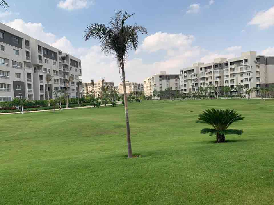 شقة للبيع بمدينتي 140م وايد جاردن فيو باقل اوفر لسرعه البيع 