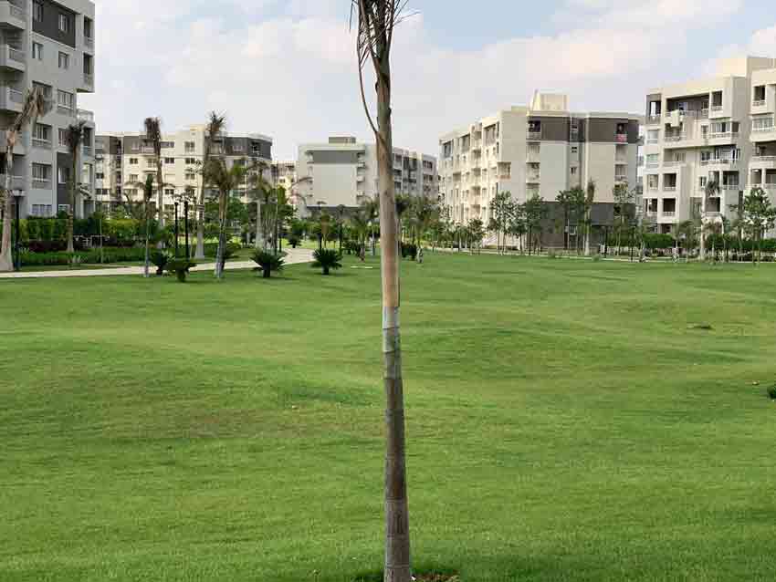 شقه  للبيع  كاش بمدينتي 92متر في الB6