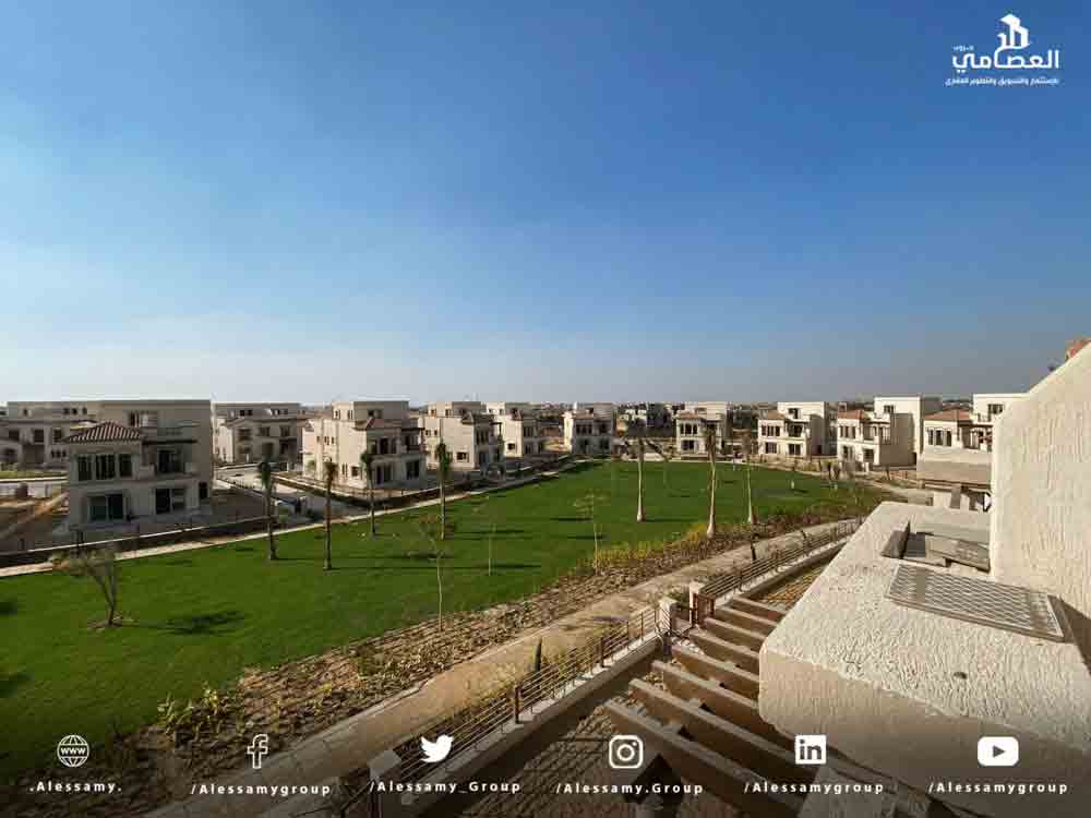 فيلا رباعية في مدينتي حجز قديم واطول فترة سداد F3 موقعه مميز