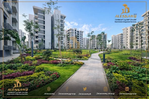 بنور شقة 98 م2 قبلي شرقي للبيع تقسيط تطل على شارع رئيسى