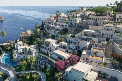 شاليه بداخل المارينا للبيع بالتقسيط SOUTHMED 180 m 