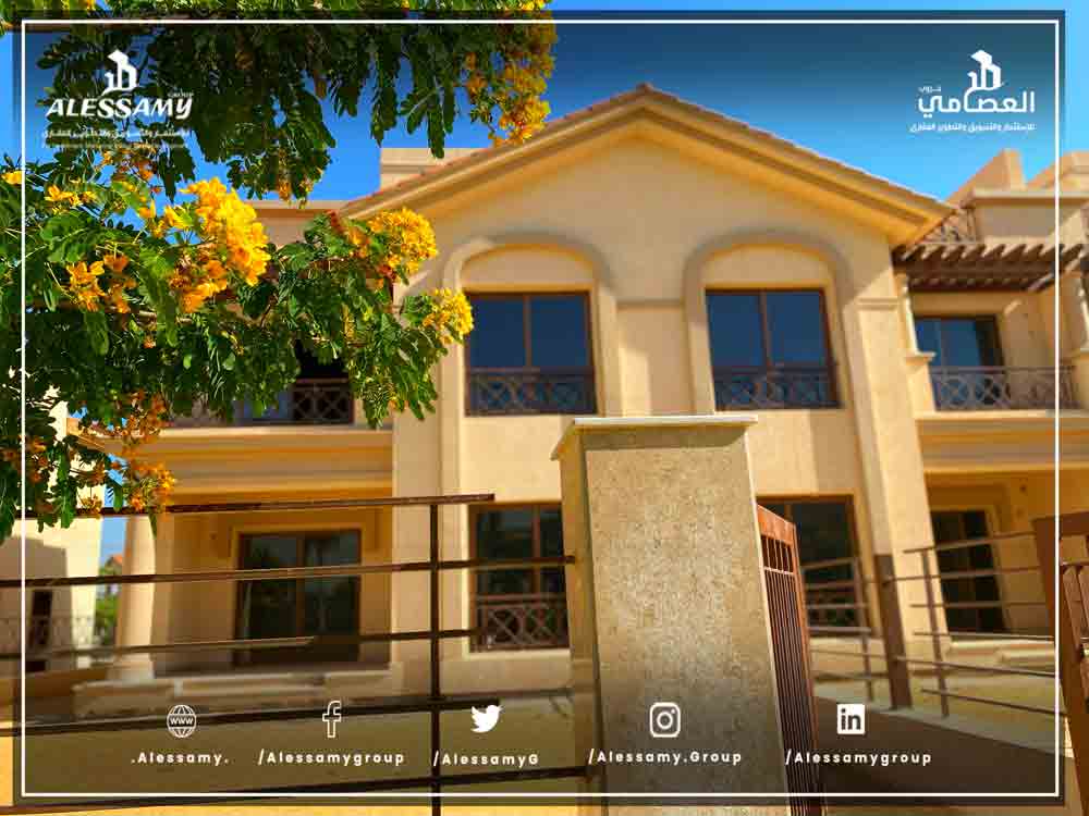 فيلا رباعية للبيع بمدينتي ناصية وايد جاردن 327 م دبل فيس